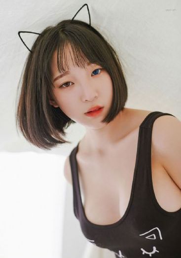 手指挑弄花蒂gl